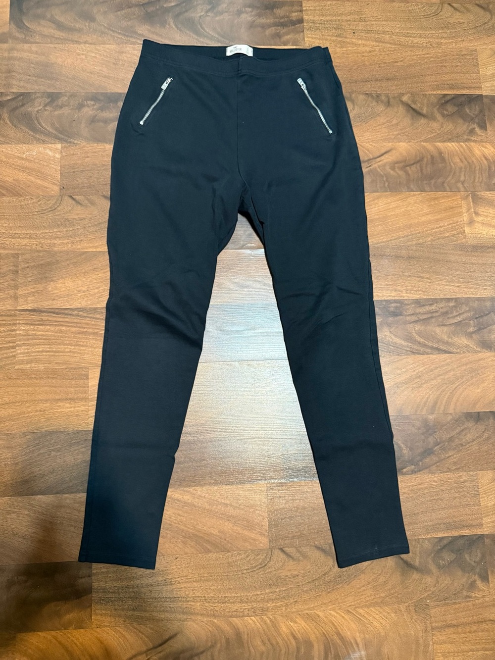 Woman's Slim Stretch Zip-Pocket Pants - Black